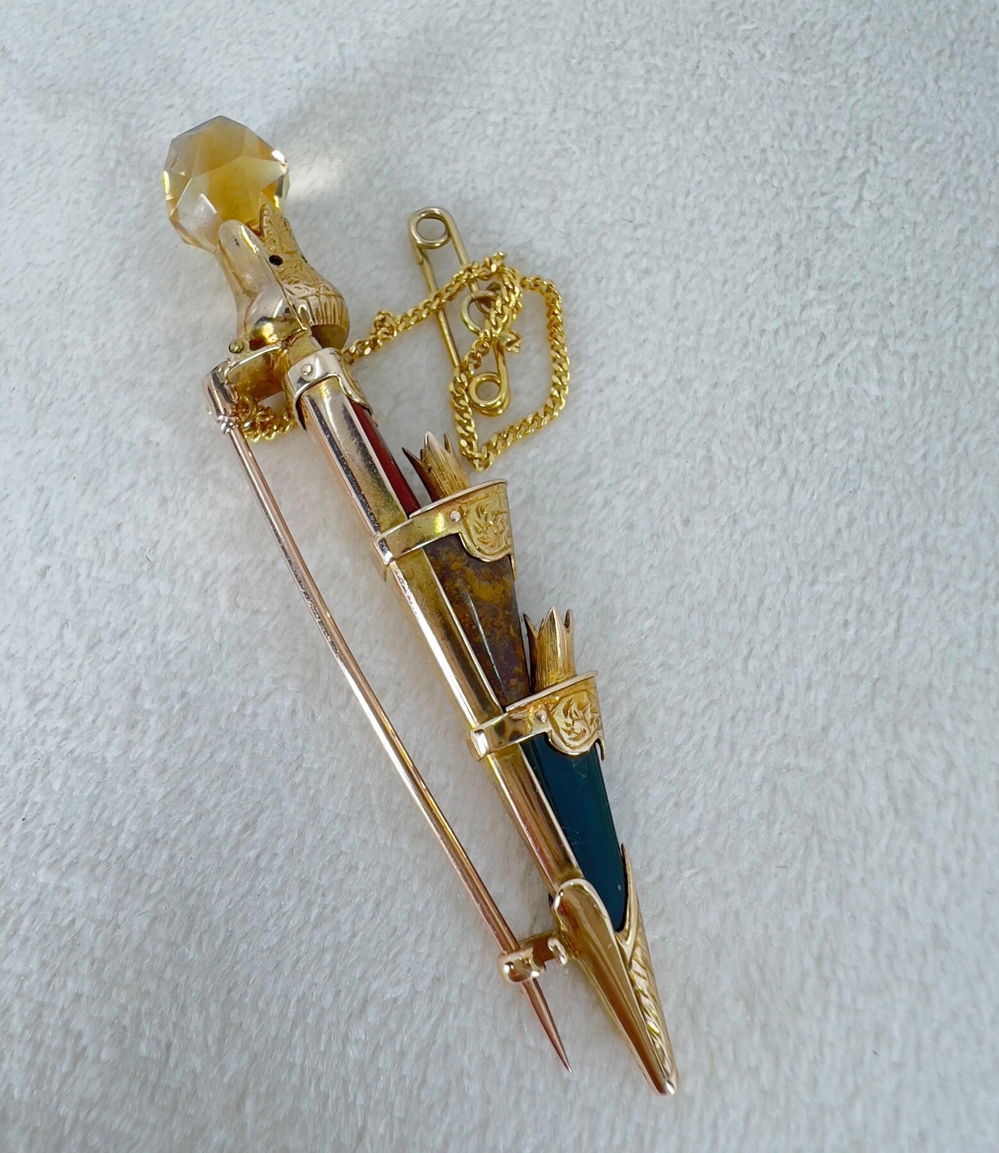 Scottish dirk brooch Hudsons Estate Jewellery