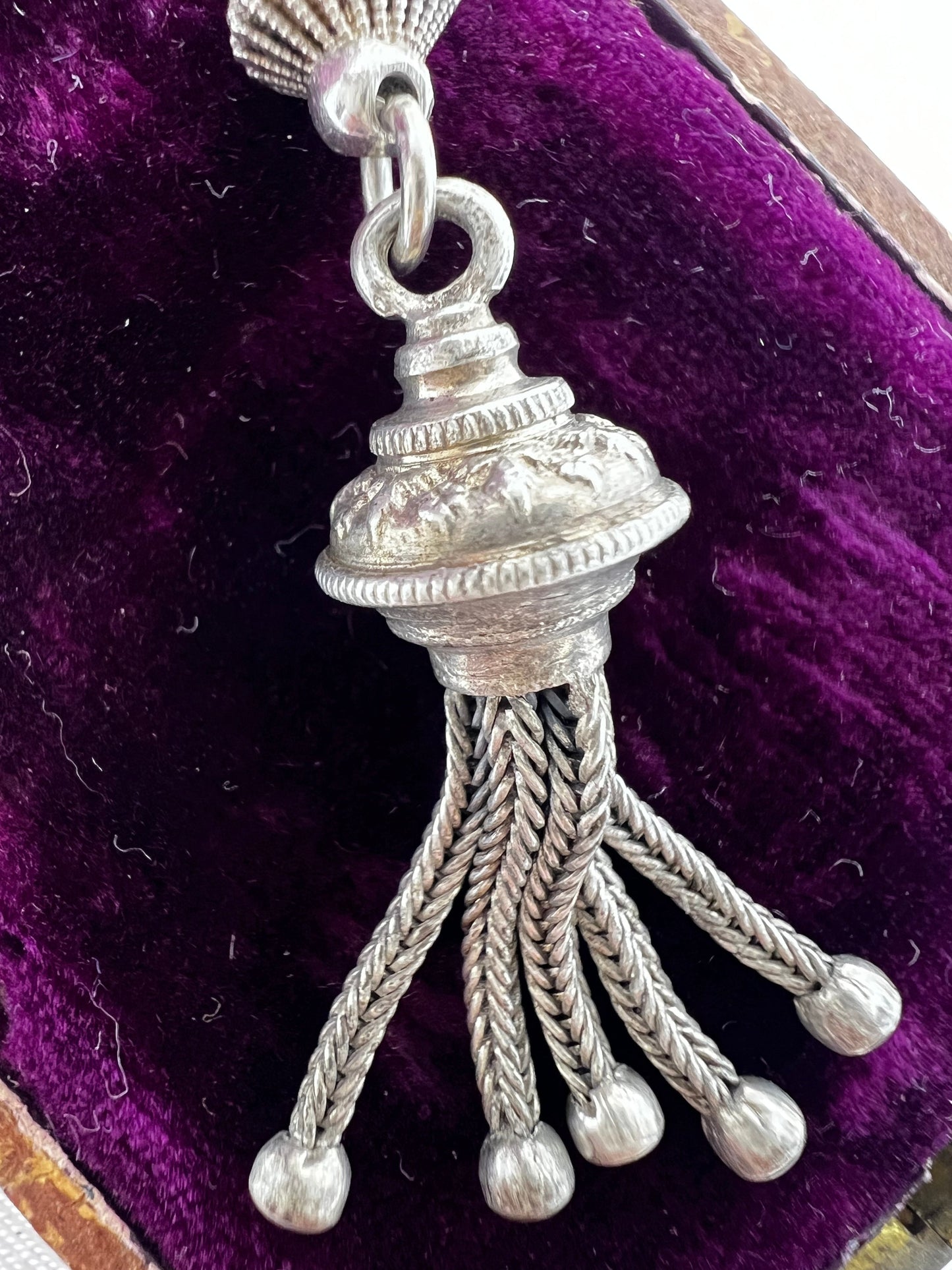 Antique silver tassel - 5 tassels Hudsons Estate Jewellery