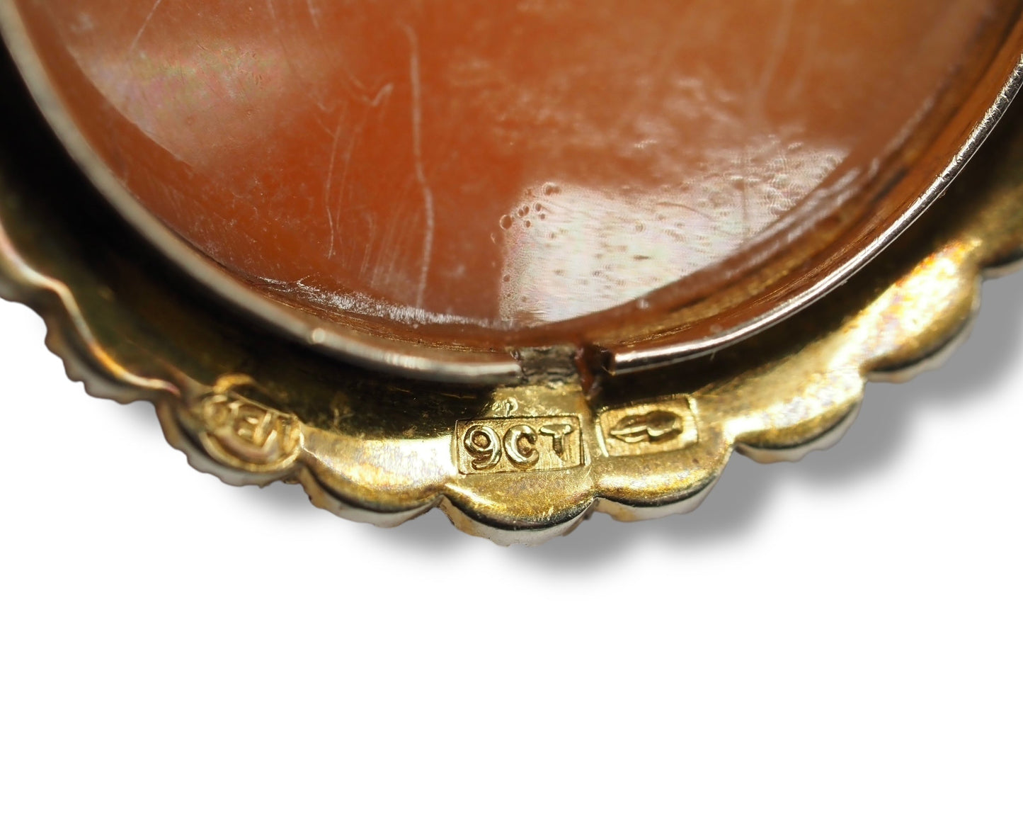 Edwardian style cameo in 9ct gold with seed pearls Hudsons Estate Jewellery