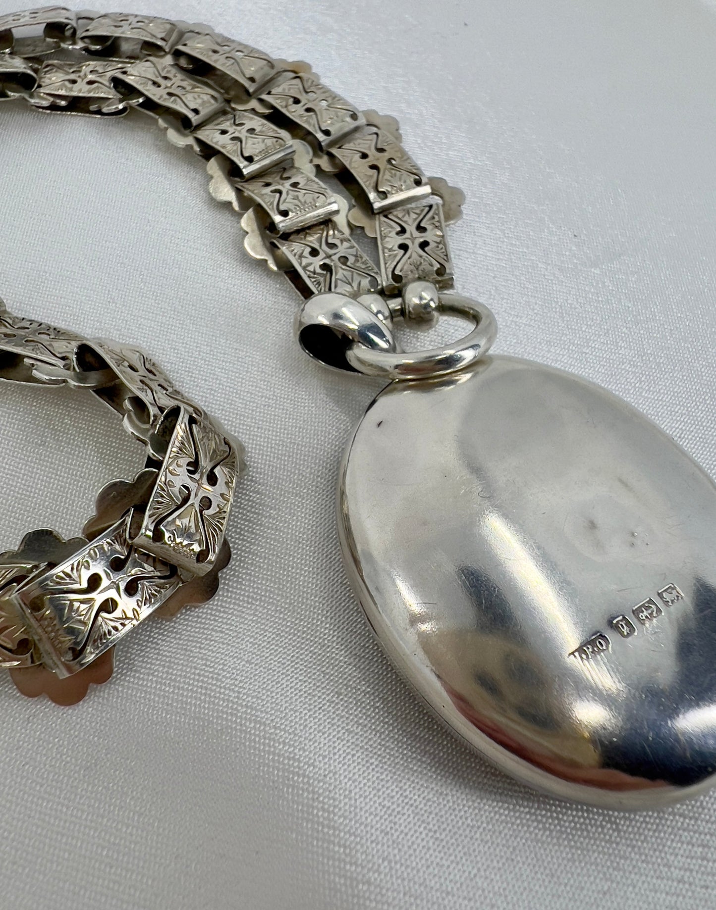 Victorian silver book chain & locket Hudsons Estate Jewellery