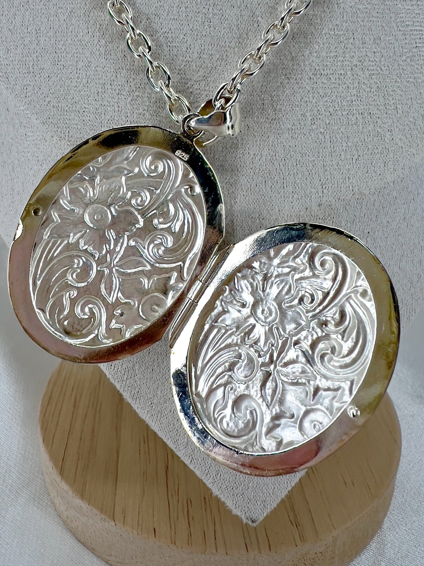 Sterling silver locket with chain Hudsons Estate Jewellery