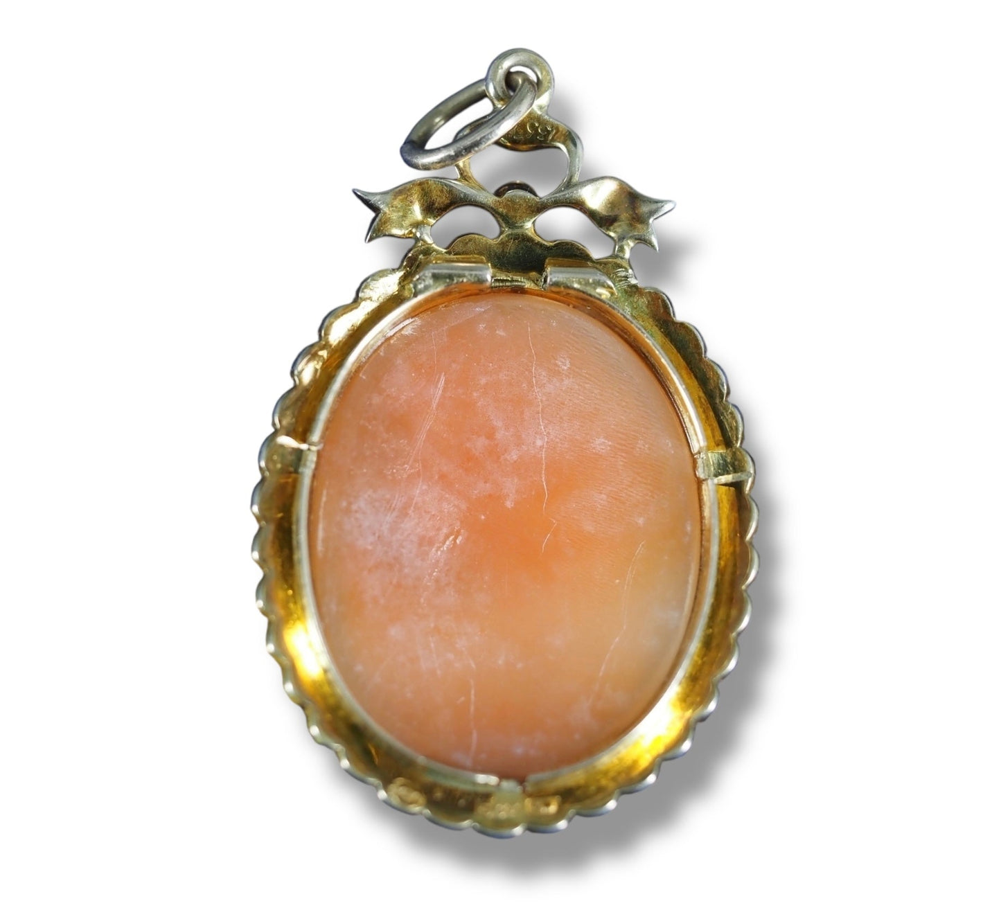 Edwardian style cameo in 9ct gold with seed pearls Hudsons Estate Jewellery