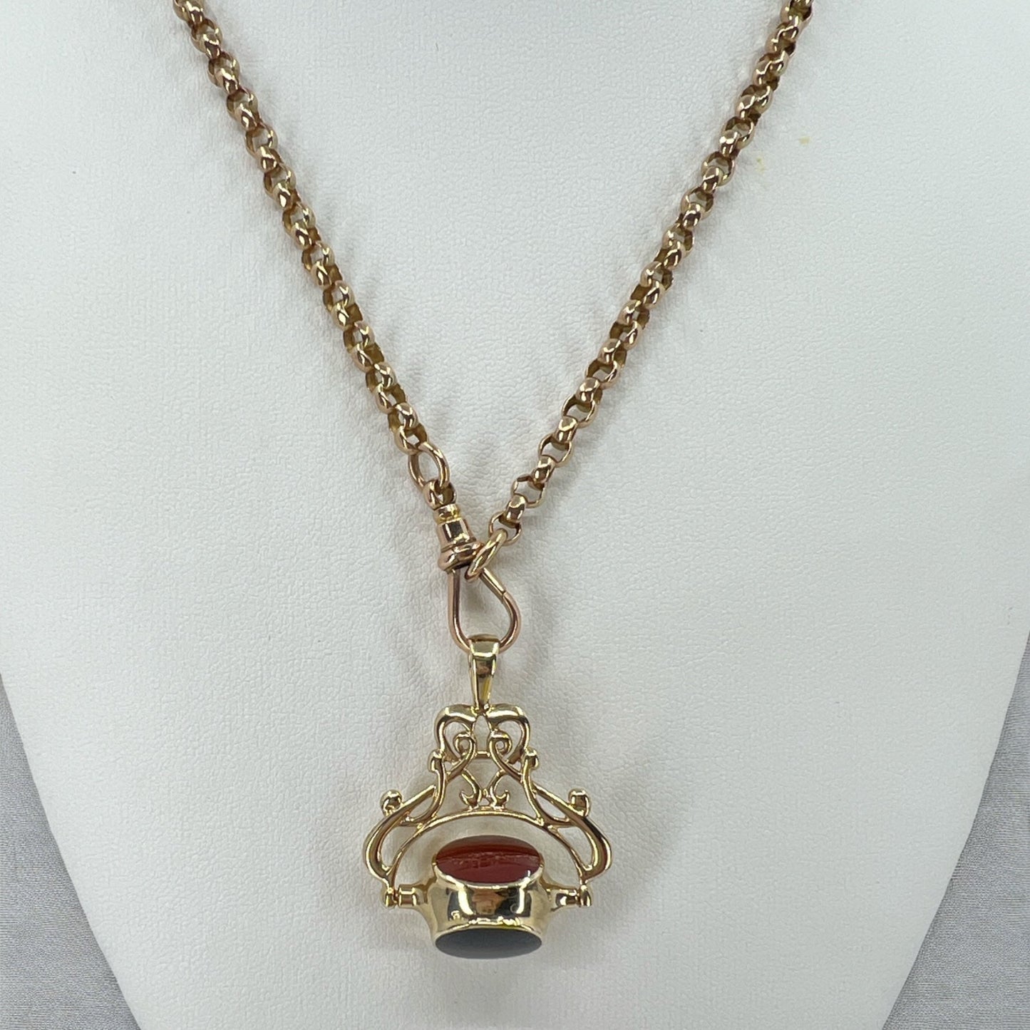 Vintage bloodstone, onyx & agate spinning fob Hudsons Estate Jewellery