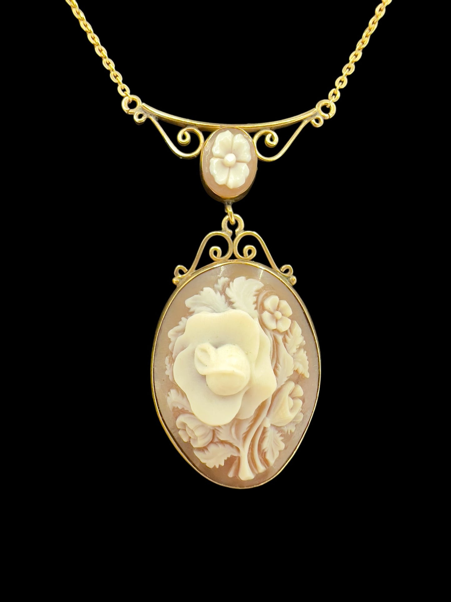 Shell cameo necklace Hudsons Estate Jewellery