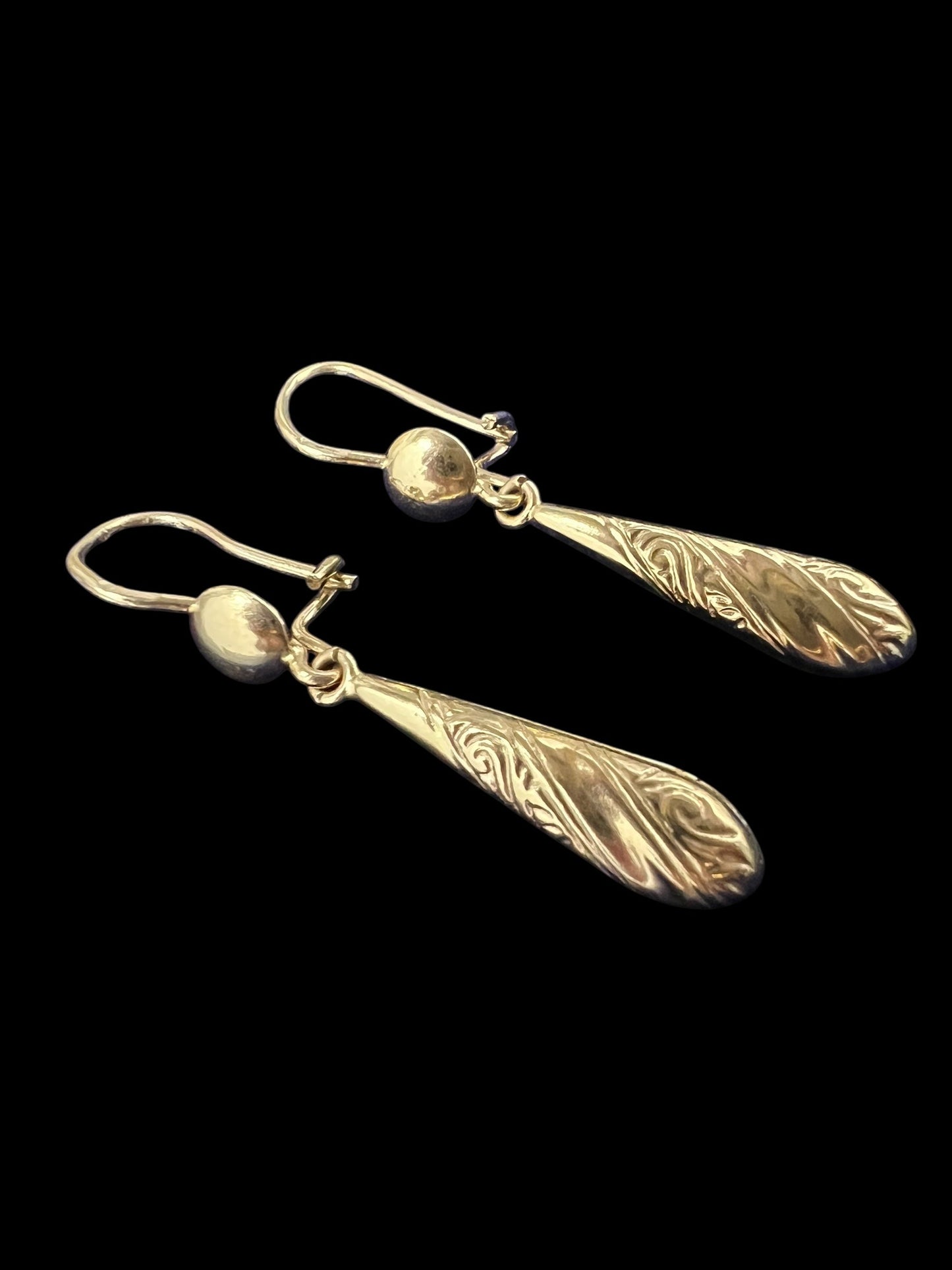 Vintage Italian 18ct gold drop earrings