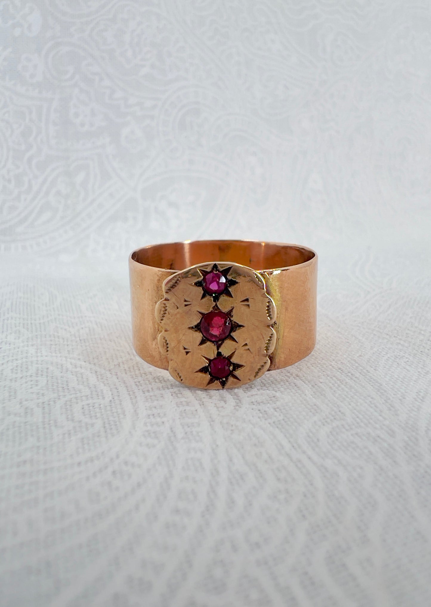 Vintage/antique 9ct rose gold ring Hudsons Estate Jewellery