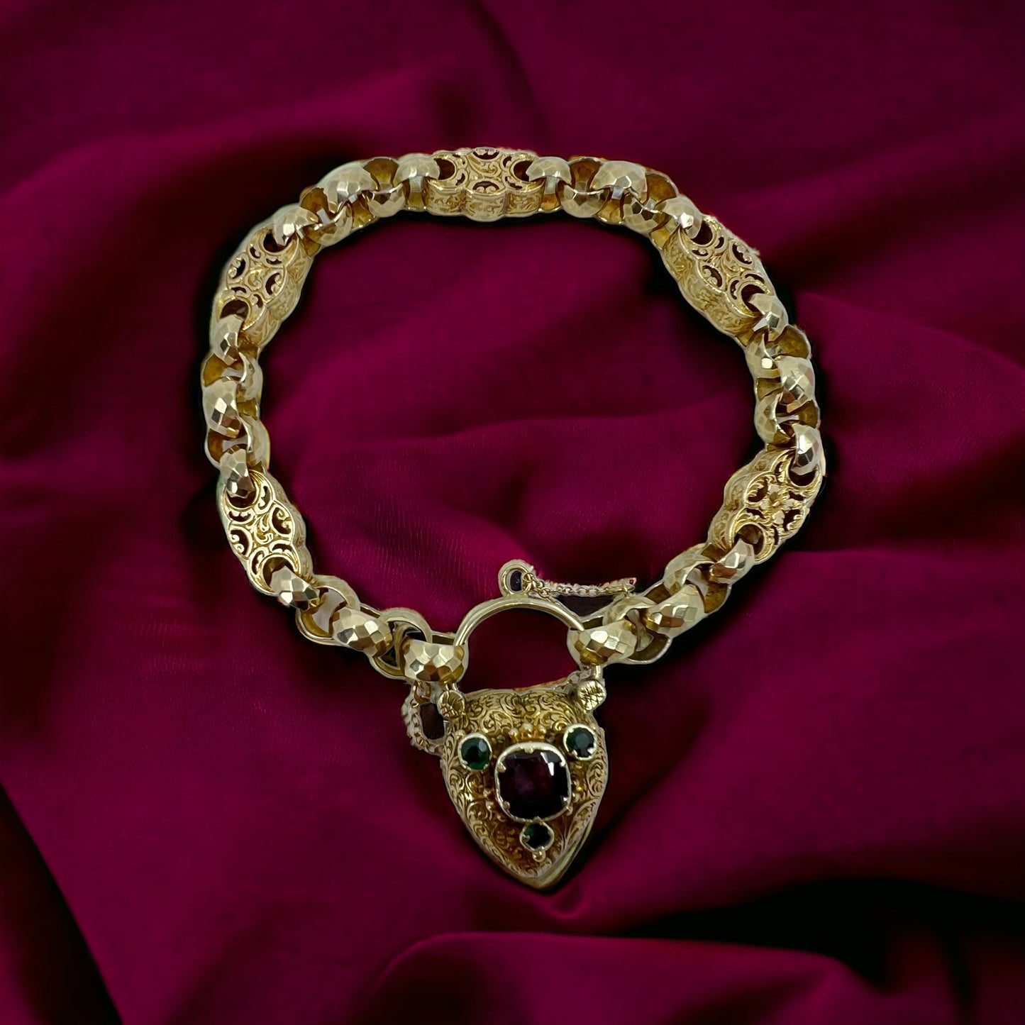 Antique style 9ct bracelet with heart padlock Hudsons Estate Jewellery