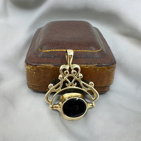 Vintage bloodstone, onyx & agate spinning fob Hudsons Estate Jewellery