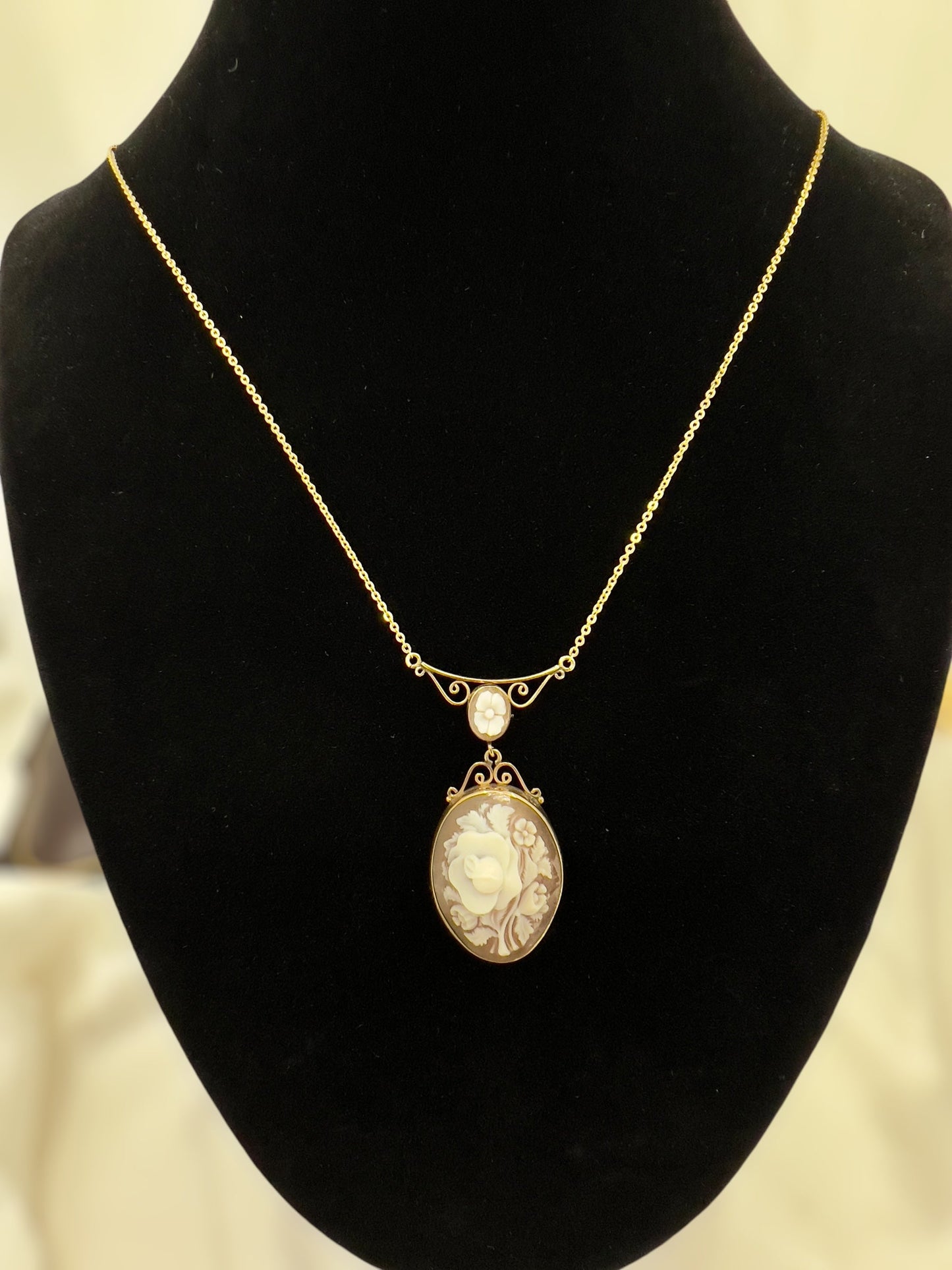 Shell cameo necklace Hudsons Estate Jewellery