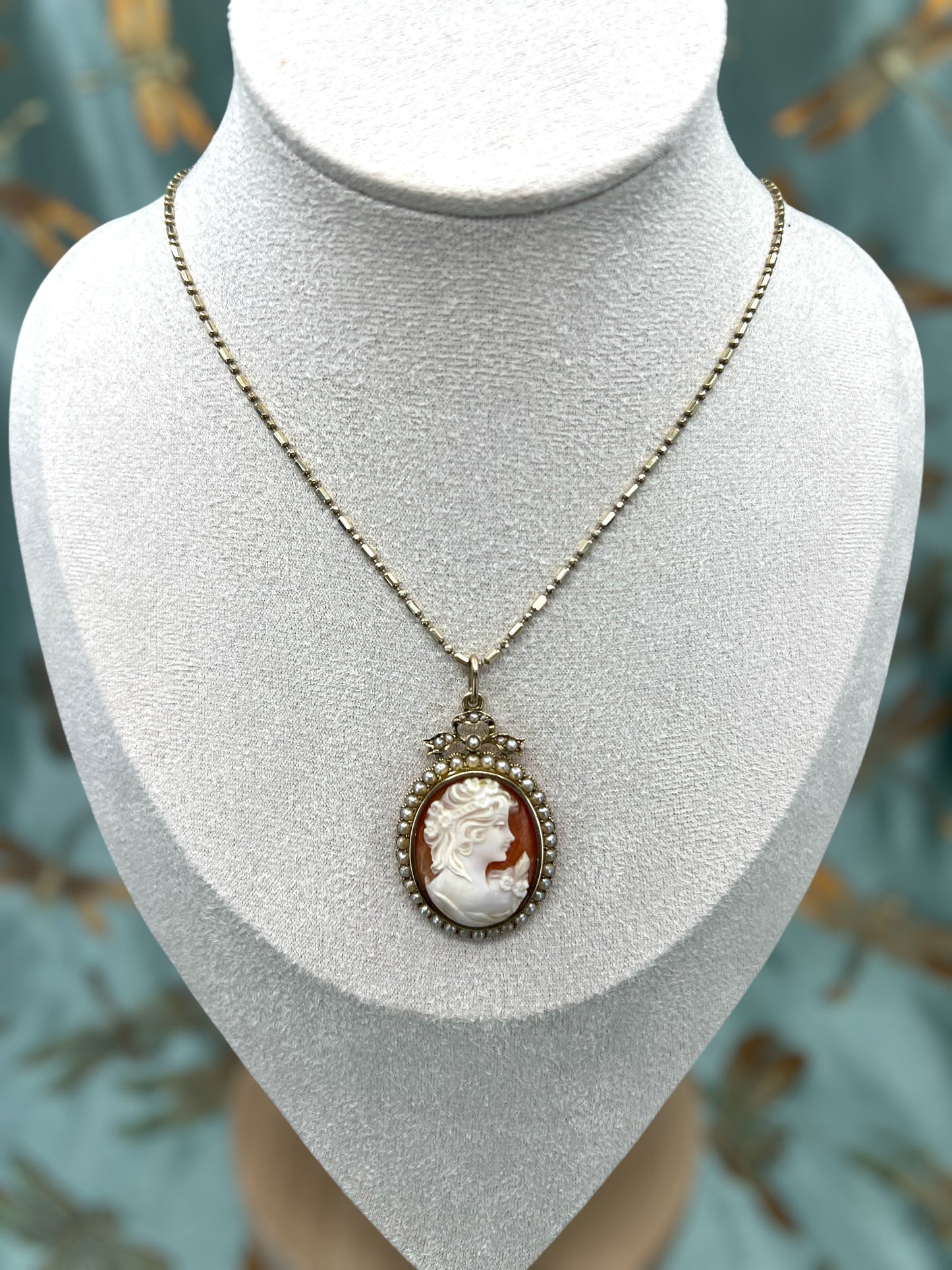 Edwardian style cameo in 9ct gold with seed pearls Hudsons Estate Jewellery