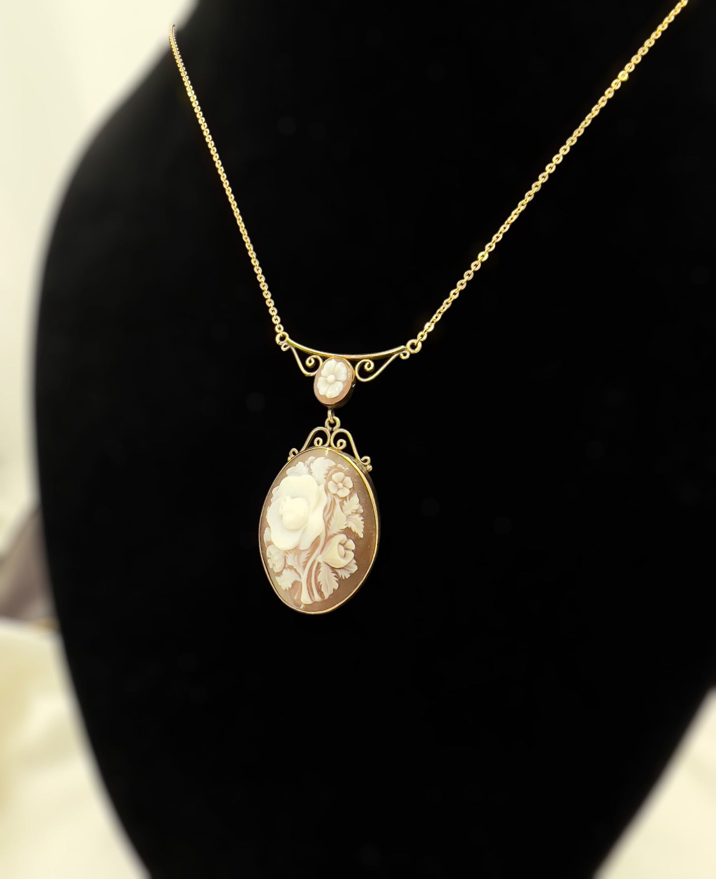 Shell cameo necklace Hudsons Estate Jewellery