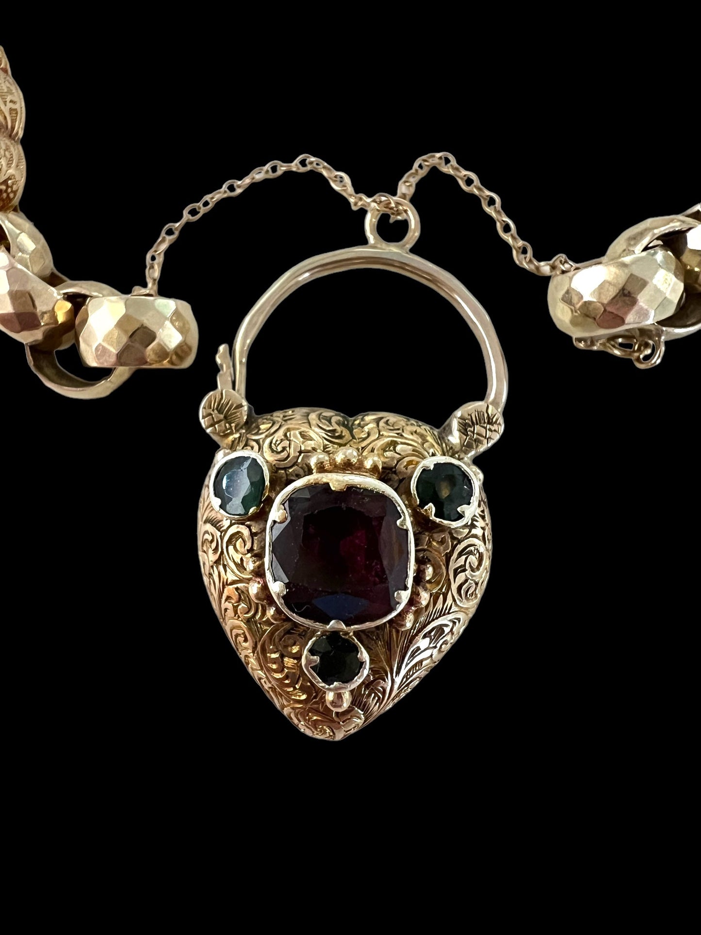 Antique style 9ct bracelet with heart padlock Hudsons Estate Jewellery