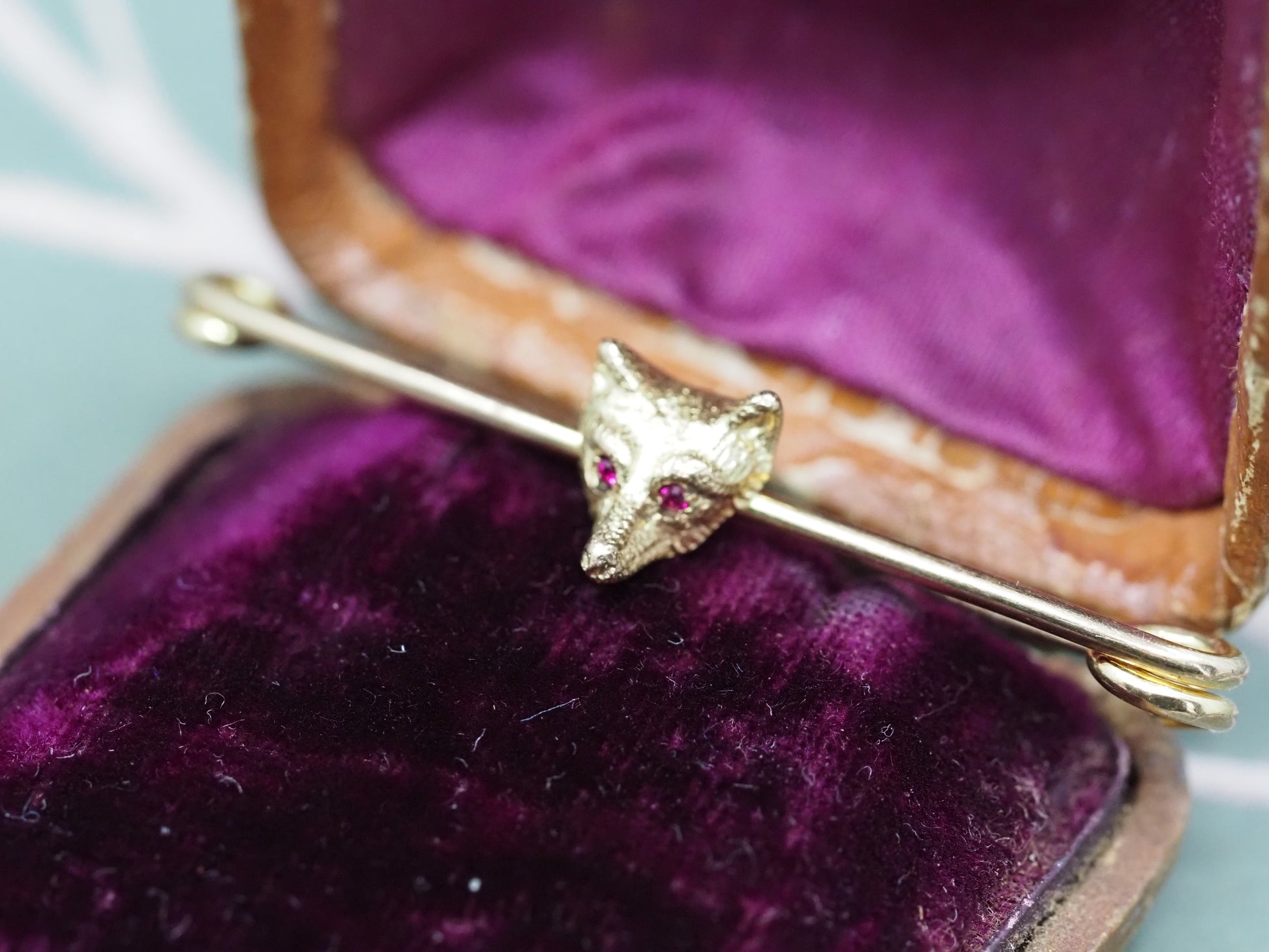 Vintage fox head brooch Hudsons Estate Jewellery