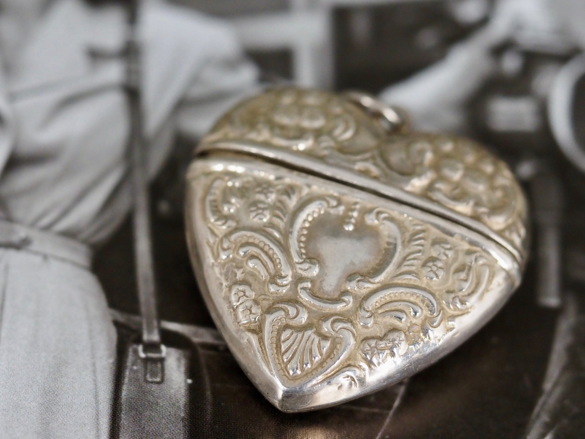 Vintage Silver Heart Vesta Style Pendant Hudsons Estate Jewellery