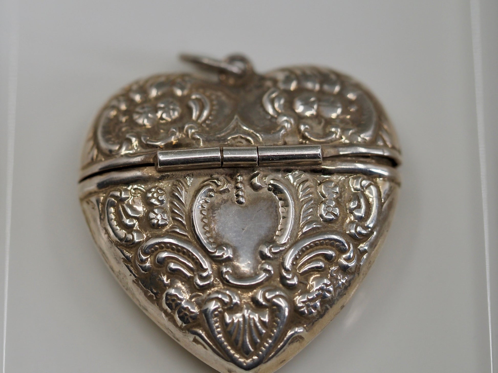 Vintage Silver Heart Vesta Style Pendant Hudsons Estate Jewellery