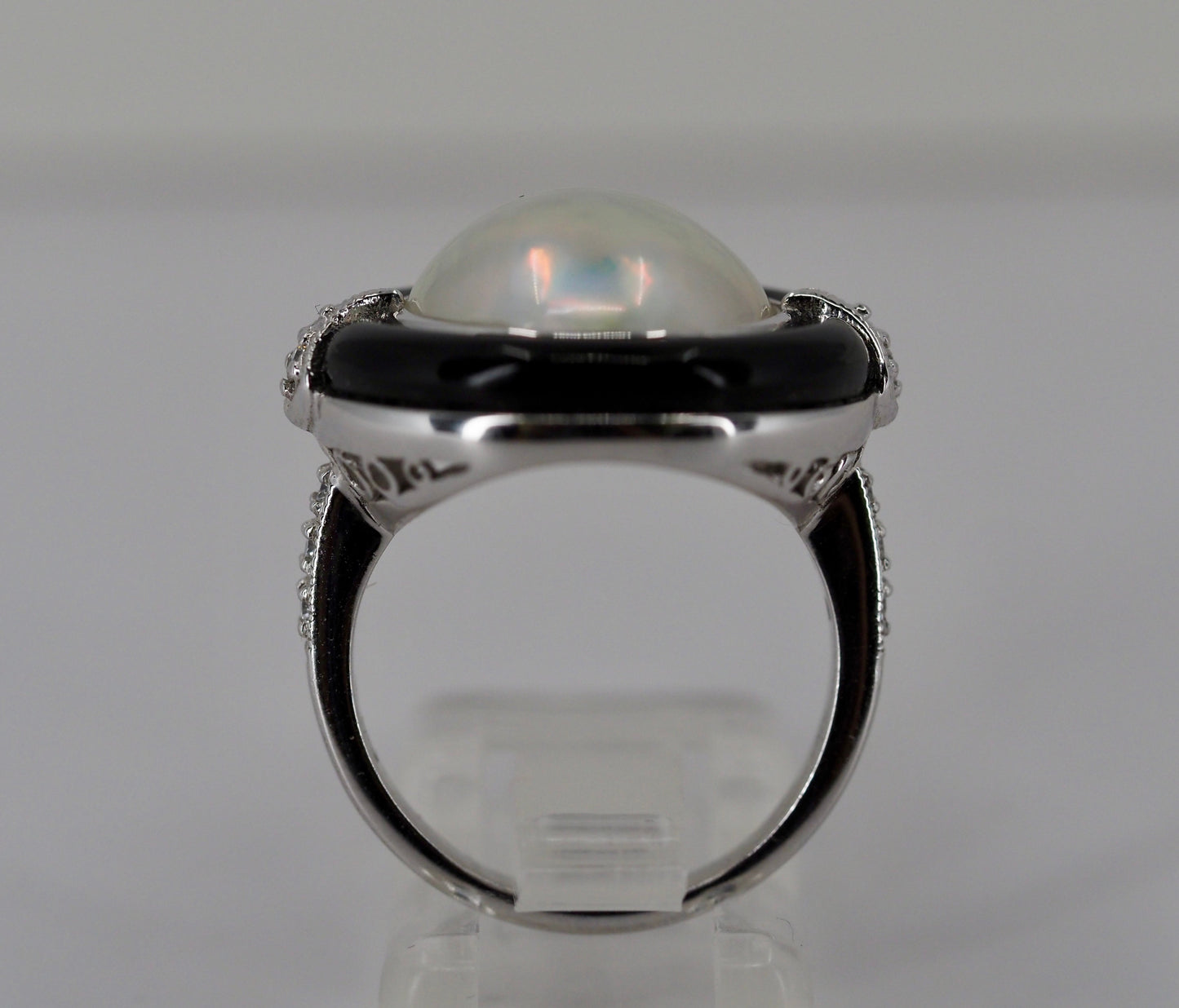 Vintage Mabe pearl, onyx and diamond ring Hudsons Estate Jewellery