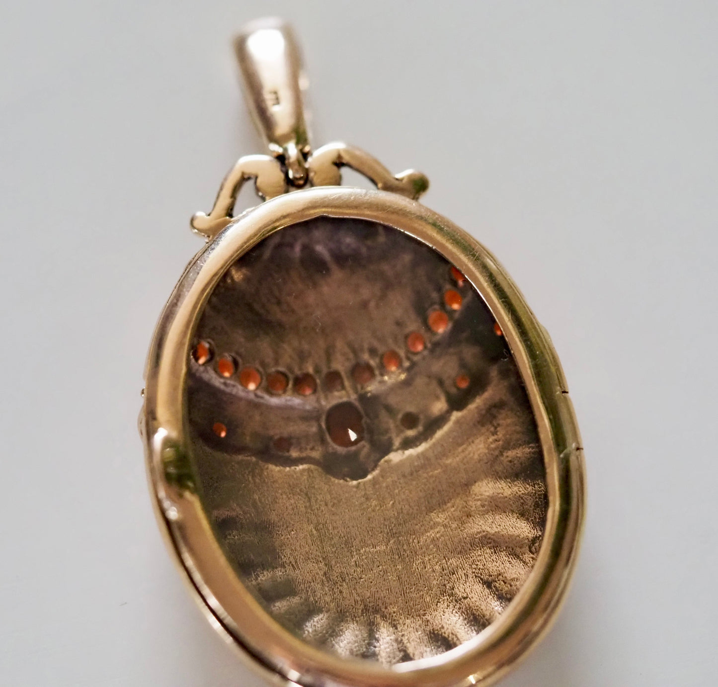 Vintage Garnet and 9ct Gold Locket Hudsons Estate Jewellery