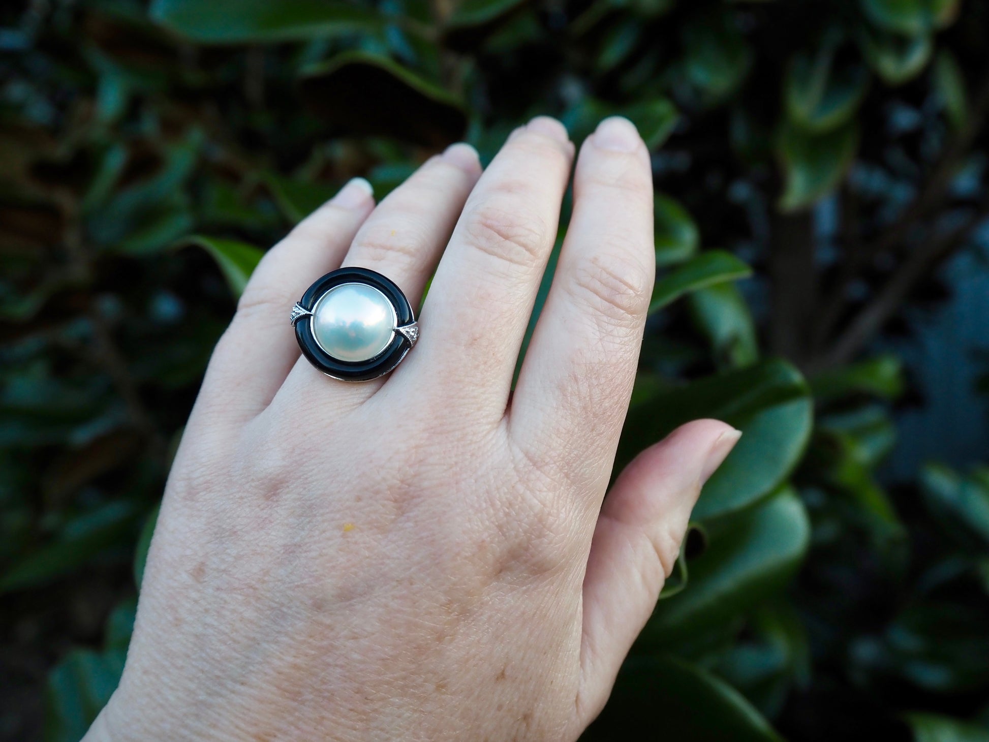 Vintage Mabe pearl, onyx and diamond ring Hudsons Estate Jewellery