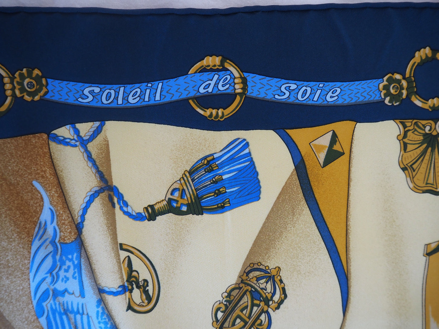 Silk scarf Soleil De Soie by Latham Hudsons Estate Jewellery