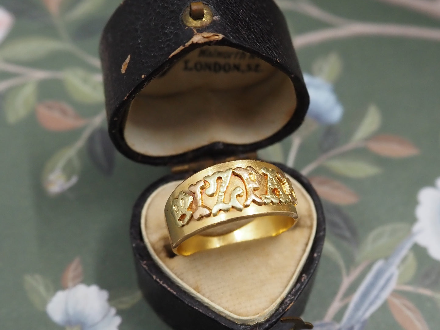 Antique 18ct Gold MIZPAH Chester - rare Hudsons Estate Jewellery