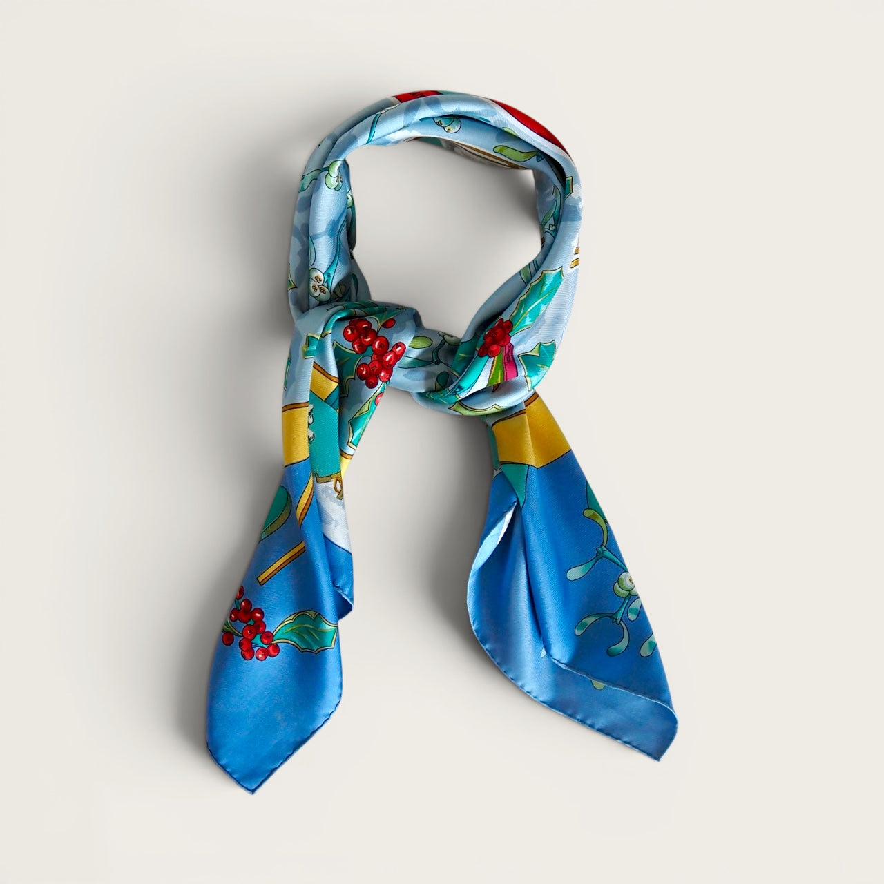 Hermès Carré 90 scarf 'Neige d'Antan' Silk Scarf Hudsons Estate Jewellery