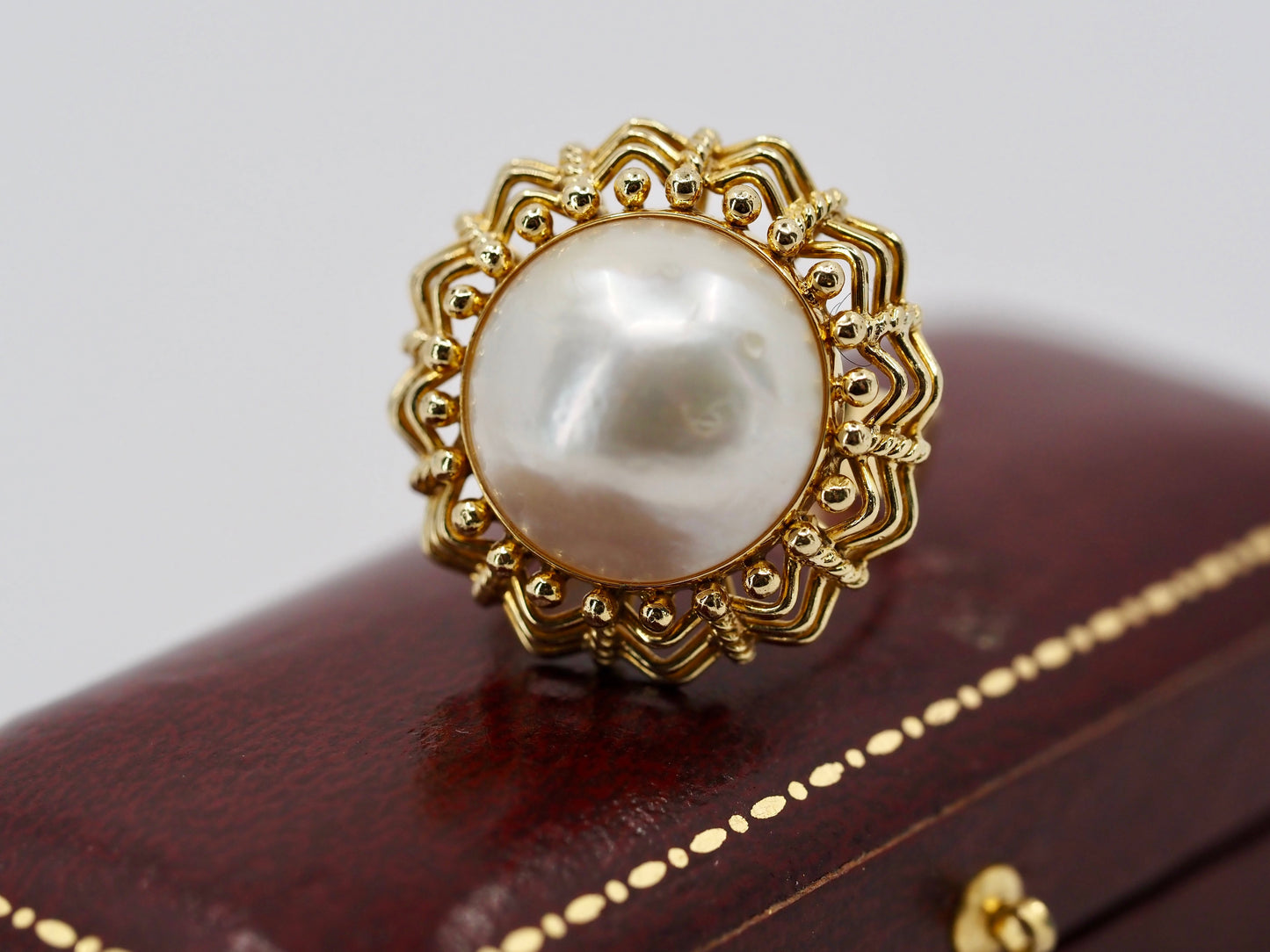 Vintage Mabe pearl in 18ct gold Hudsons Estate Jewellery
