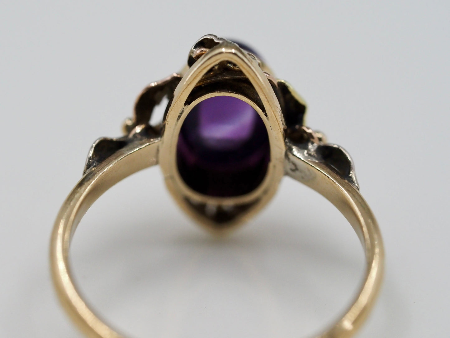 Australian Arts & Crafts Amethyst & 9ct Gold Ring Hudsons Estate Jewellery