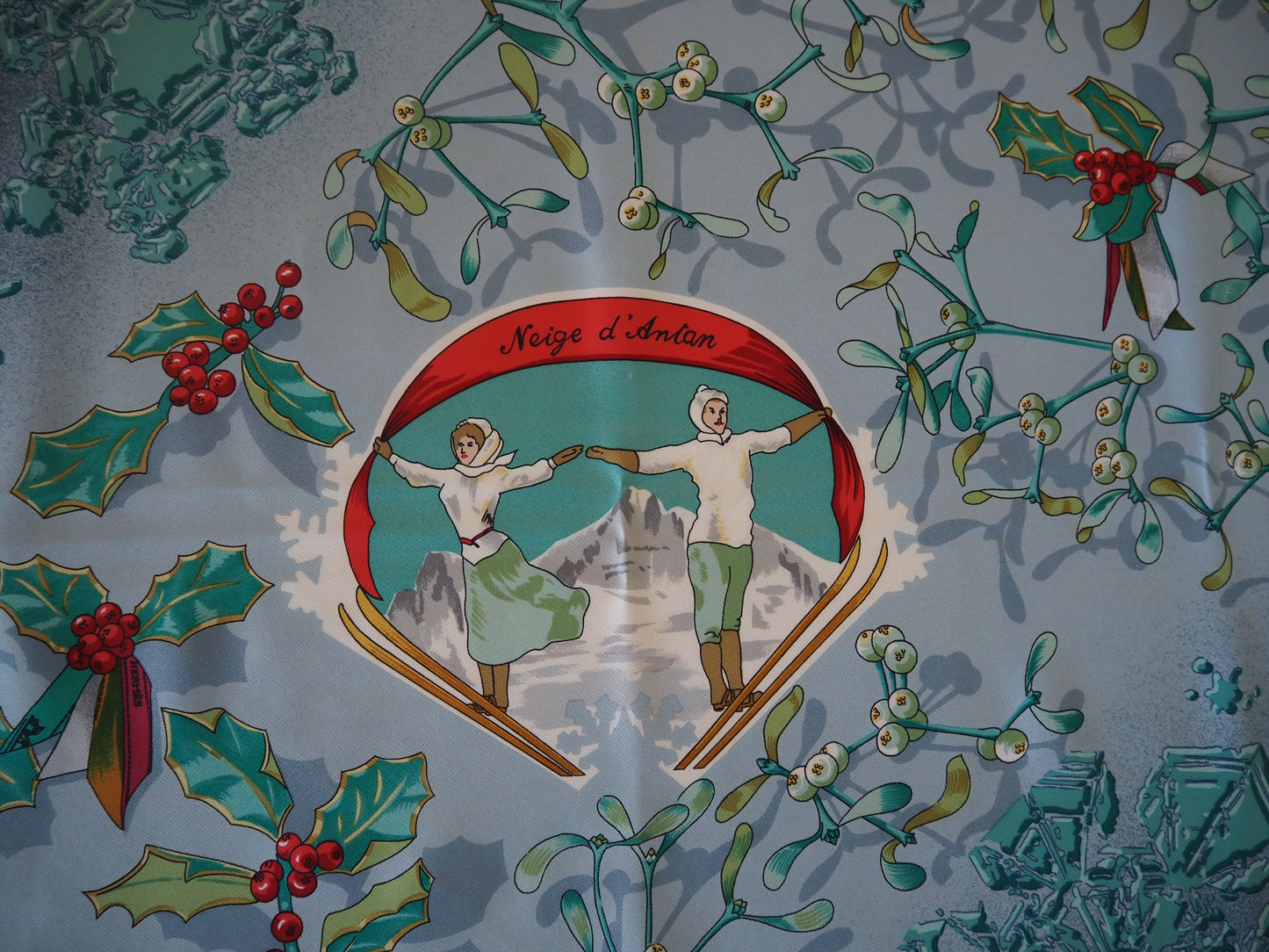 Silk scarf Neige D'Antan Hudsons Estate Jewellery