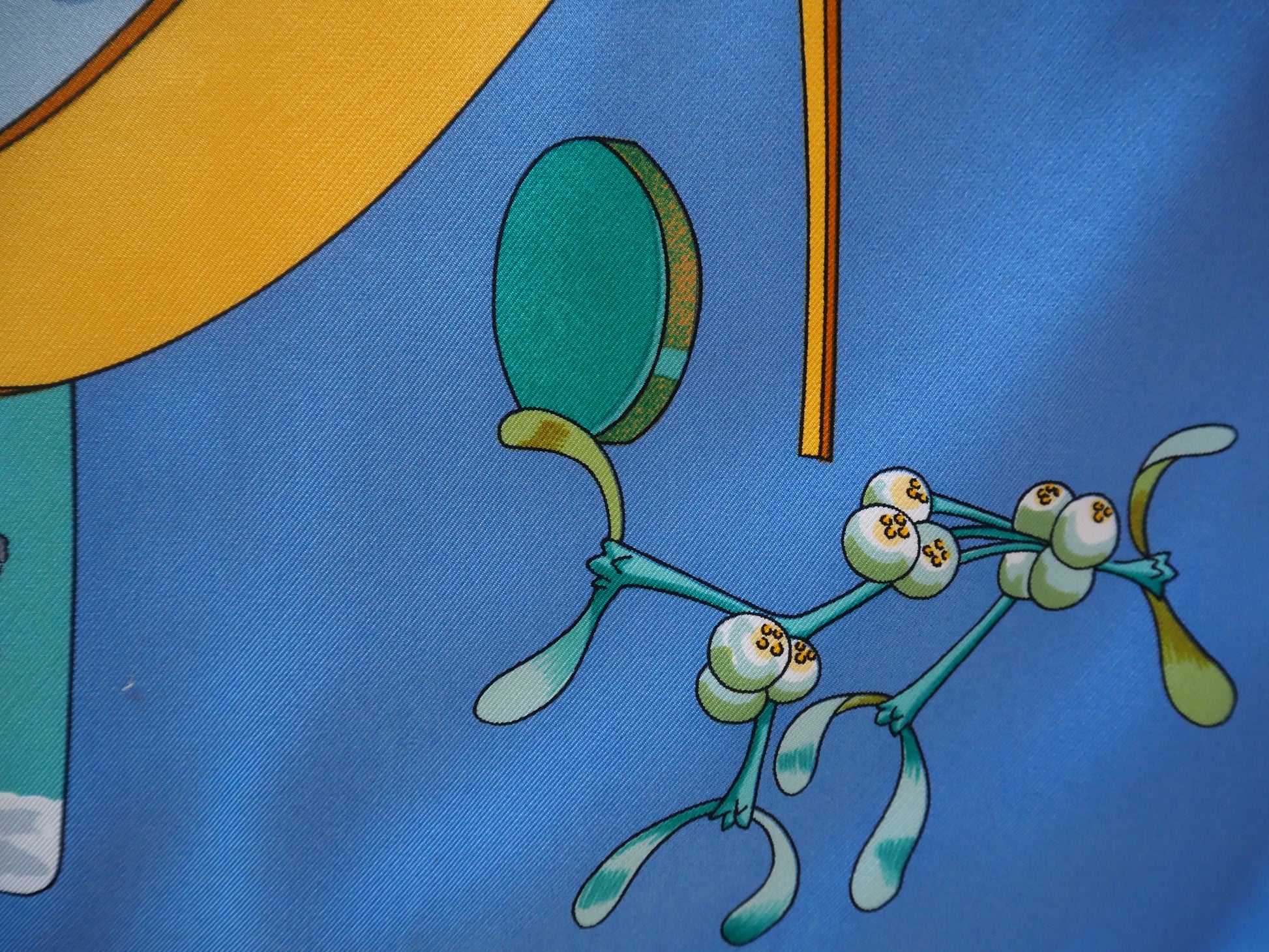 Silk scarf Neige D'Antan Hudsons Estate Jewellery