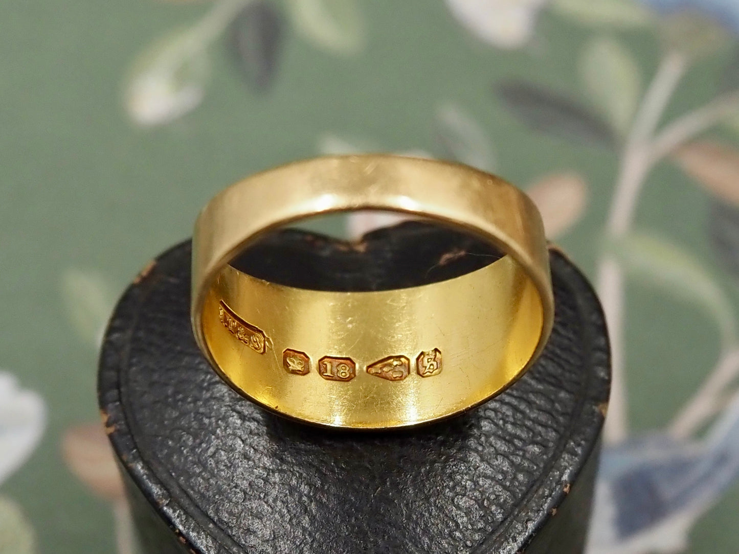 Antique 18ct Gold MIZPAH Chester - rare Hudsons Estate Jewellery