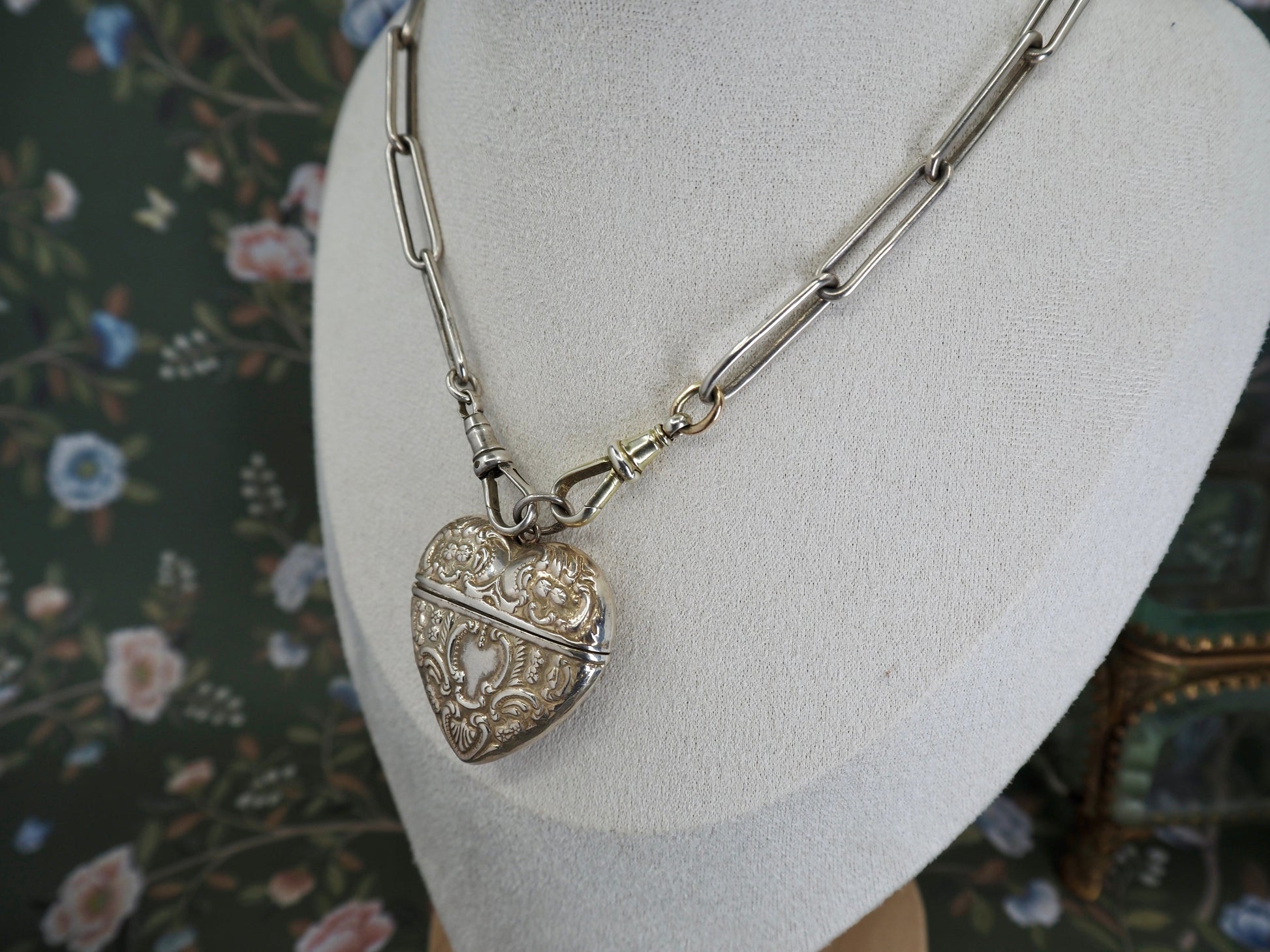 Vintage Silver Heart Vesta Style Pendant Hudsons Estate Jewellery