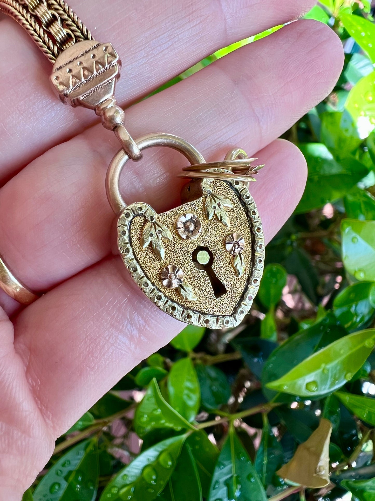 Antique Albertina Chain in 9ct Gold Hudsons Estate Jewellery