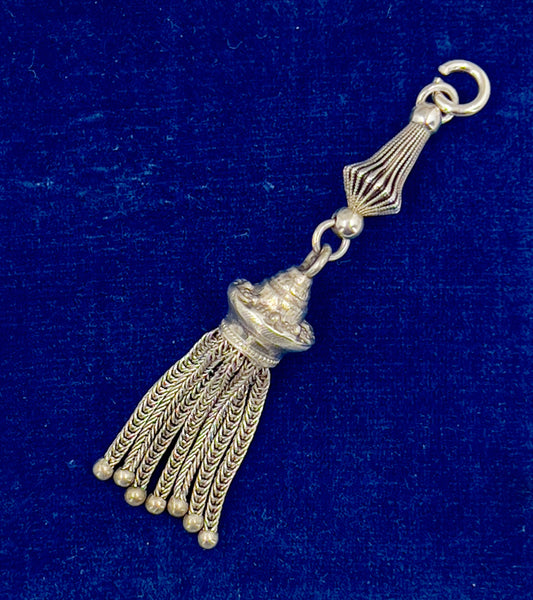 Antique silver tassel - 7 tassels Hudsons Estate Jewellery