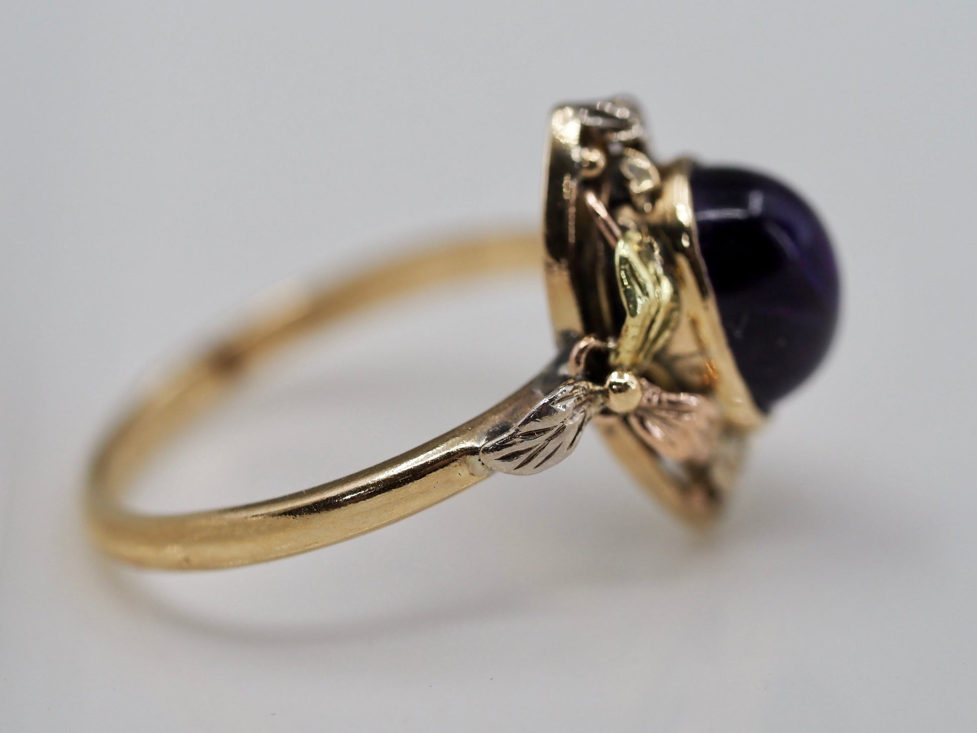 Australian Arts & Crafts Amethyst & 9ct Gold Ring Hudsons Estate Jewellery