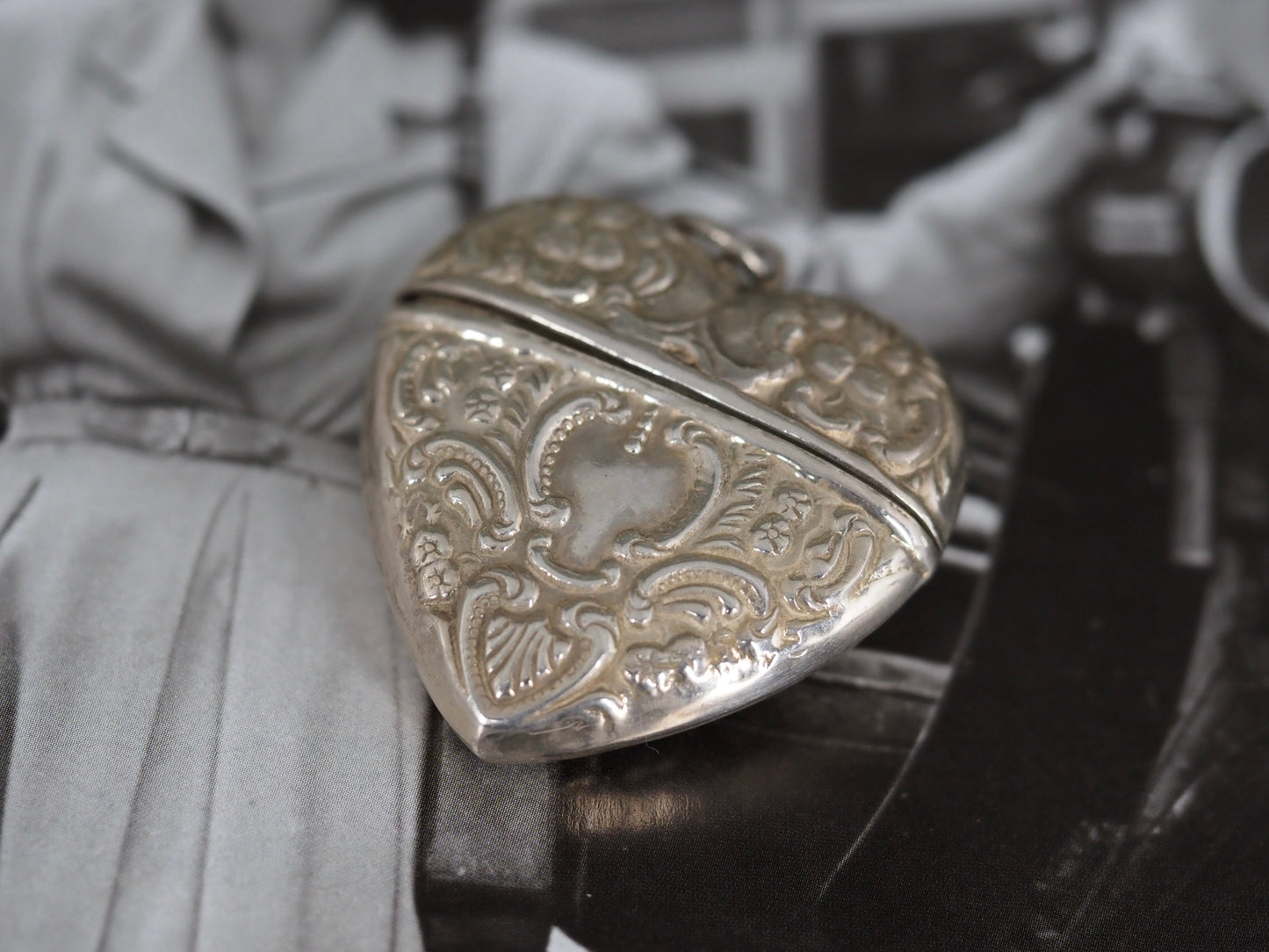 Vintage Silver Heart Vesta Style Pendant Hudsons Estate Jewellery