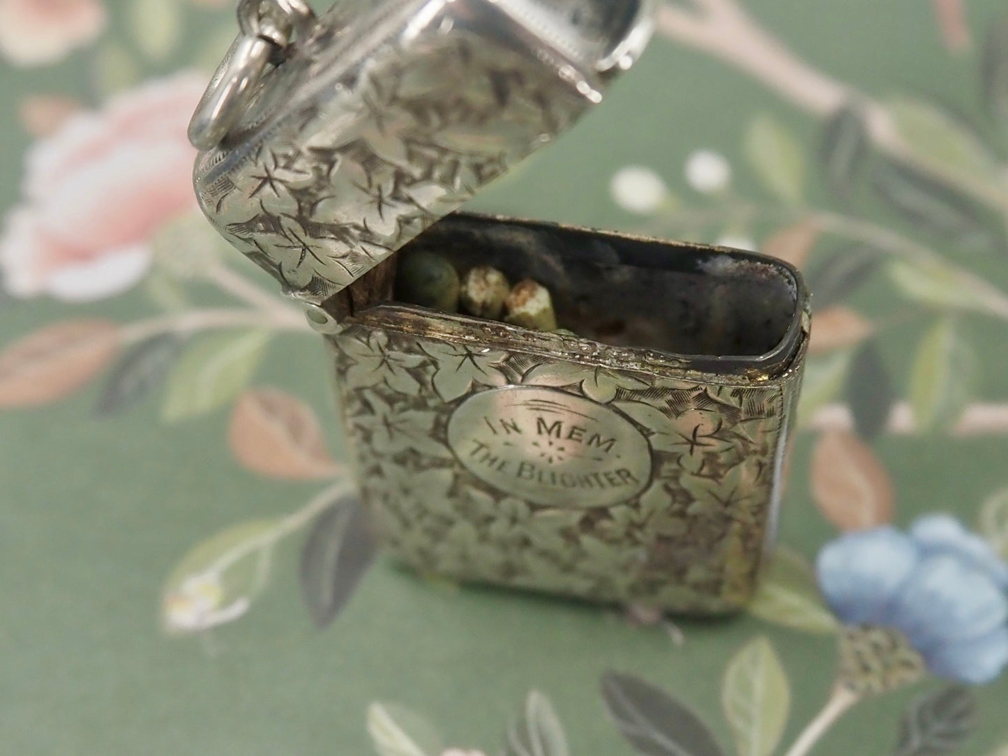 Antique Sterling Silver Vesta Hudsons Estate Jewellery